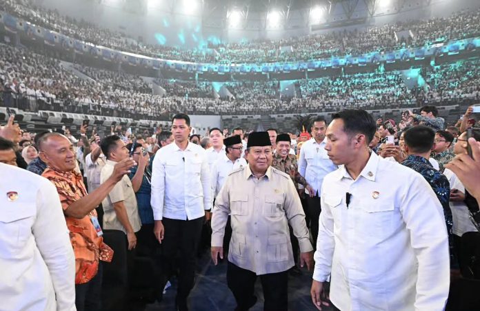 FOTO: Presiden Prabowo Subianto menghadiri Puncak Peringatan Hari Koperasi ke-79 Tahun 2026 yang digelar di Indonesia Arena, Jakarta, pada Minggu, 12 Juli 2026. (Seskab)