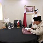Presiden Prabowo Subianto Menyampaikan Belasungkawa atas Wafatnya Mantan Emir Qatar FOTO: Presiden Prabowo Subianto menyampaikan belasungkawa atas wafatnya Emir Qatar periode 1995–2013, Sheikh Hamad bin Khalifa Al Thani, dengan mengisi dan menandatangani Book of Condolence di Kedutaan Besar Negara Qatar, Jakarta, pada Rabu, 15 Juli 2026. (Seskab)