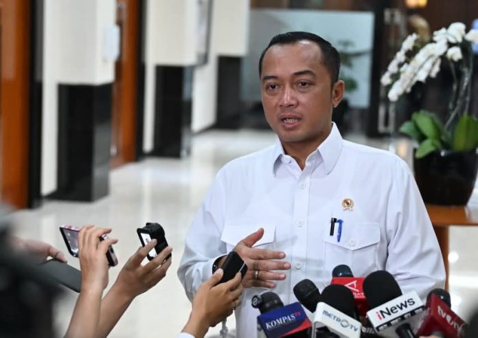 FOTO: Menteri Sekretaris Negara (Mensesneg) Prasetyo Hadi saat memberikan keterangan pers. (Sumber: BPMI Setpres)