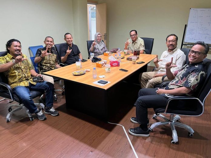 FOTO: Tim Pemekaran yang lebih dikenal sebagai Badan Pekerja Pembentukan (BPP) Daerah Otonom Baru (DOB) Provinsi Luwu Raya terus mematangkan langkah perjuangan pembentukan Provinsi Luwu Raya. (Ist)