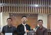 Suara dari Kolaka untuk Indonesia: Judicial Review UU Minerba Demi Mengembalikan Keadilan bagi Masyarakat di Kawasan Pertambangan FOTO: Arfan Jaya, S.H., aktivis lingkungan sekaligus mahasiswa Magister Hukum Universitas Muslim Indonesia, bersama Sukri, S.H., aktivis lingkungan asal kolaka, secara resmi mengajukan permohonan Pengujian Undang-Undang (Judicial Review) terhadap beberapa ketentuan dalam Undang-Undang Nomor 2 Tahun 2025 tentang Perubahan Keempat atas Undang-Undang Nomor 4 Tahun 2009 tentang Pertambangan Mineral dan Batubara ke Mahkamah Konstitusi Republik Indonesia.