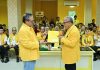 Mantan Plt DPD Golkar Sulsel dapat 32 Dukungan Suara, Armin: Sah..!!Diumumkan Saat Musda FOTO: Koordinator Steering Committee (SC) Musda Sulsel, Armin Mustamin Toputiri saat menerima berkas pencalonan Ketua DPD Golkar Sulsel Ilham Arief Sirajuddin. (Ist)