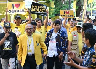 BARAK 145; Politik Bukan sekadar soal Kompetisi, Tetapi Tentang Menjaga Kepercayaan FOTO: Panglima BARAK 145, Illank Radjab, S.H. saat mendampingi Ilham Arif Sirajuddin (IAS) mengembalikan formulir pendaftaran sebagai bakal calon Ketua DPD I Partai Golkar Sulawesi Selatan. Jumat (17/7/2026) . (Ist)