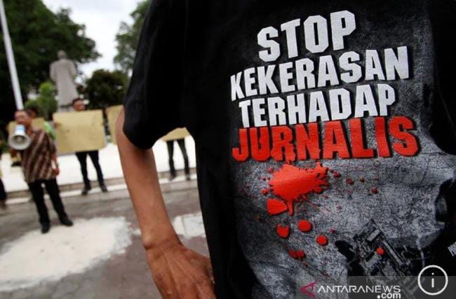 FOTO: Ilustrasi Menolak Kekerasan Terhadap Jurnalis. (Antara/HO) FOTO: Ilustrasi Menolak Kekerasan Terhadap Jurnalis. (Antara/HO)