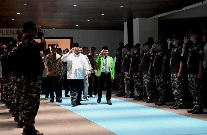 FOTO: Presiden Prabowo Subianto didampingi Ketua Umum DPP PKB Muhaimin Iskandar atau Cak Imin di dalam rangkaian acara perayaan puncak Hari Lahir (Harlah) ke-28 Partai Kebangkitan Bangsa (PKB) yang diselenggarakan di Jakarta Convention Center (JCC). Kamis, 23 Juli 2026. (Dok. Seskab) FOTO: Presiden Prabowo Subianto didampingi Ketua Umum DPP PKB Muhaimin Iskandar atau Cak Imin di dalam rangkaian acara perayaan puncak Hari Lahir (Harlah) ke-28 Partai Kebangkitan Bangsa (PKB) yang diselenggarakan di Jakarta Convention Center (JCC). Kamis, 23 Juli 2026. (Dok. Seskab)