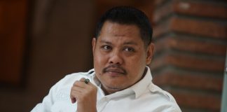 LOGIS 08 Angkat Topi untuk Kejagung: Penahanan Febrie Tegaskan Tak Ada yang Kebal Hukum Ket Foto: Ketua Umum Logis 08, Anshar Ilo (Ist)**