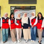 Berdayakan Potensi Lokal, Mahasiswa KKN Luncurkan Rangkaian Program Kerja Tematik di Desa Biangloe Bantaeng FOTO: Kelompok mahasiswa Kuliah Kerja Nyata (KKN) usai melaksanakan seminar program kerja di Desa Biangloe pada Sabtu (11/07/2026).