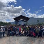 Ratusan Petani Laoli Bertahan di Lahan, Tolak Rencana Pengosongan oleh Pemkab Lutim FOTO: Ratusan petani bersama anggota keluarga mereka berkumpul di lahan Dusun Laoli, Desa Harapan, Kecamatan Malili, Selasa (28/7/2026) siang. (Ist)