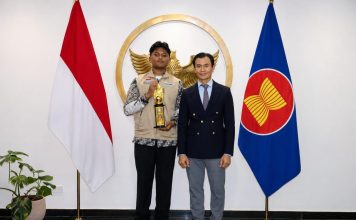 Sabet Grand Champion ALOHA, Putra Sulbar Herson Harumkan Indonesia di Amerika Img 20260729 Wa0021