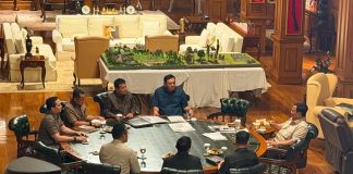 Presiden Prabowo Terima Laporan Kemajuan B50 dan Kesiapan Mandatori Bioetanol FOTO: Direktur Utama PT Pertamina (Persero) Simon A. Mantiri saat bertemu Presiden di kediaman Hambalang, Kabupaten Bogor, Jawa Barat, Minggu (09/08/2026) sore. (Sumber: BPMI Setpres)