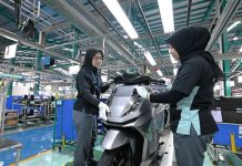 Presiden Prabowo Luncurkan Motor Listrik Nasional, Tonggak Kemandirian Teknologi dan Industri Nasional FOTO: Motor Listrik Nasional (MoLiNas) beserta ekosistem pendukungnya di Fasilitas Produksi ALVA, Cikarang, Kabupaten Bekasi, Jawa Barat, Kamis (13/08/2026). (Sumber: BPMI Setpres)