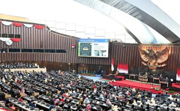 Pidato Presiden di Sidang Tahunan MPR RI Sampaikan Capaian Pemerintah Selama 21 Bulan Bekerja FOTO: Presiden Prabowo Subianto menyampaikan pidato kenegaraan pada Sidang Tahunan MPR RI dan Sidang Bersama DPR RI dan DPD RI, di Gedung Nusantara MPR/DPR/DPD RI, pada Jumat, 14 Agustus 2026. (Seskab)