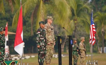 Latma Ksatria Warrior 2026, Yonif 502 Kostrad Perkuat Interoperabilitas TNI AD dan US Army FOTO: Latihan Bersama (Latma) Ksatria Warrior 2026 antara TNI Angkatan Darat (TNI AD) dan United States Army (US Army) yang resmi dibuka di Pusat Latihan Tempur (Puslatpur) Kodiklatad, Baturaja, Sabtu (15/8/2026). (Dok. TNI AD)