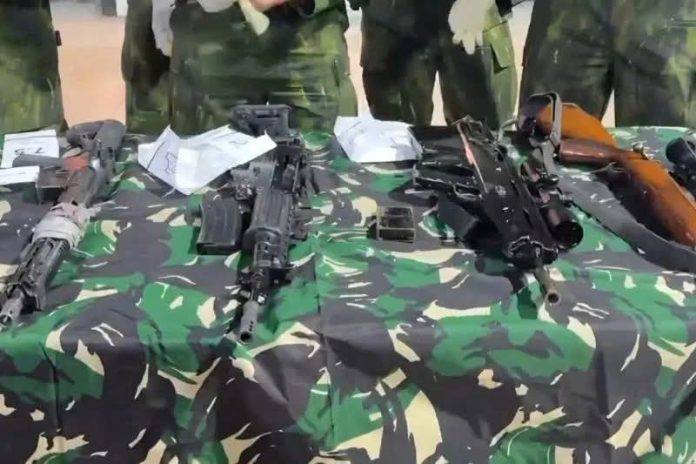 FOTO: Senpi milik anggota OPM yang berhasil diamankan aparat. (Dok.Pangkogabwilhan III)