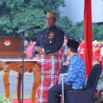 HUT ke-81 RI, Mentan Amran: Negara Harus Hadir untuk Saudara Kita di NTT FOTO: Menteri Pertanian (Mentan) Andi Amran Sulaiman Inspektur Upacara pada Peringatan HUT ke-81 Kemerdekaan RI di Jakarta, Senin (17/8). (Dok. Kementan)