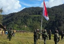 Eks Markas OPM Sabinus Walker di Intan Jaya Jadi Lokasi Upacara HUT ke-81 RI FOTO: Satgas TNI Habema menggelar upacara peringatan HUT ke-81 RI di bekas markas Organisasi Papua Merdeka di Kabupaten Intan Jaya, Papua Tengah. Lokasi itu pernah ditempati OPM Kodap VIII/Kemabu pimpinan Sabinus Walker. Senin (17/2026). (Dok. Satgas TNI Habema)