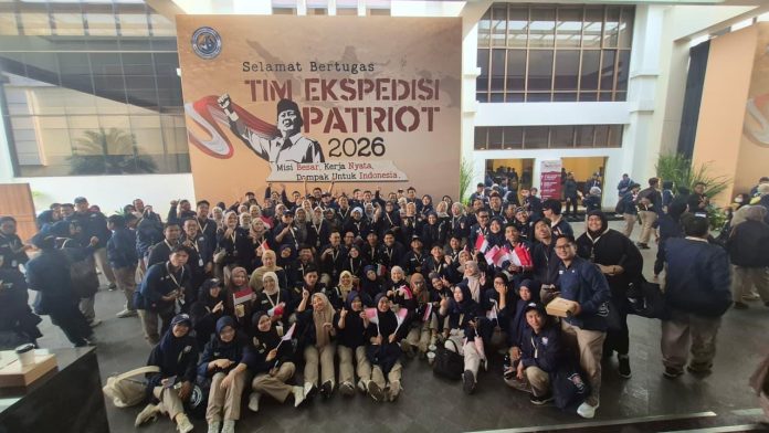 FOTO: Kementerian Transmigrasi (Kementrans) secara resmi melepas 125 peserta Tim Ekspedisi Patriot (TEP) 2026 Universitas Hasanuddin (Unhas) di Balai Kartini, Jakarta, Kamis (30/7/2026).