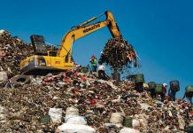 TPST Bantargebang Hanya Terima Sampah Residu, Solusinya: Pemprov DKI Siapkan Pengangkutan Terjadwal Jenis Sampah FOTO: TPST Bantargebang menerima sampah warga DKI Jakarta mencapai 4.000 ton per hari. (Foto: Shutterstock)
