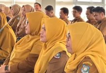Tim Unhas Dampingi Pemkab Bulukumba Menembus Panggung Global Lewat Kerjasama Internasional FOTO: Aparatur Pemerintah Kabupaten Bulukumba saat mengikuti Program Pengabdian kepada Masyarakat Universitas Hasanuddin (PPMU-PK-M) Universitas Hasanuddin.