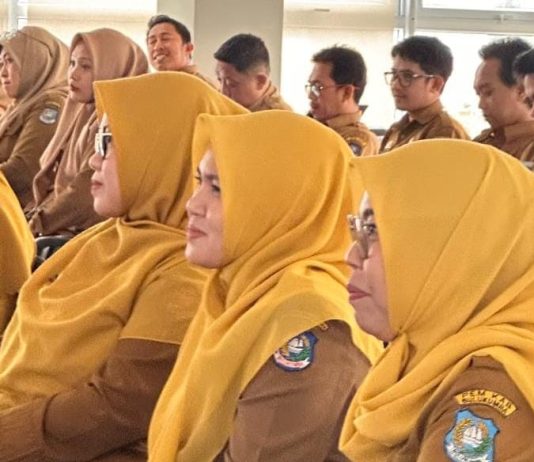Tim Unhas Dampingi Pemkab Bulukumba Menembus Panggung Global Lewat Kerjasama Internasional FOTO: Aparatur Pemerintah Kabupaten Bulukumba saat mengikuti Program Pengabdian kepada Masyarakat Universitas Hasanuddin (PPMU-PK-M) Universitas Hasanuddin.