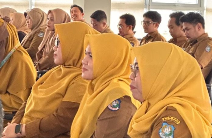 FOTO: Aparatur Pemerintah Kabupaten Bulukumba saat mengikuti Program Pengabdian kepada Masyarakat Universitas Hasanuddin (PPMU-PK-M) Universitas Hasanuddin. FOTO: Aparatur Pemerintah Kabupaten Bulukumba saat mengikuti Program Pengabdian kepada Masyarakat Universitas Hasanuddin (PPMU-PK-M) Universitas Hasanuddin.