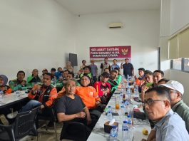 Sinergitas Ojol Sumut Ciptakan Ruang Publik yang Aman dan Kondusif FOTO: Komunitas pengemudi ojek online (ojol) di Sumatera Utara menegaskan komitmennya untuk terus bersinergi dengan kepolisian dan seluruh pemangku kepentingan dalam menciptakan ruang publik yang aman, tertib, dan kondusif bagi masyarakat.