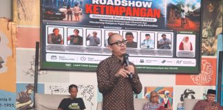 Muhammadiyah dan CELIOS Dorong Gerakan Masyarakat Sipil Atasi Ketimpangan Ekonomi FOTO: Direktur Eksekutif CELIOS Bhima Yudhistira, aktivis lingkungan Iwan Dento.
