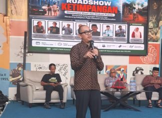 Muhammadiyah dan CELIOS Dorong Gerakan Masyarakat Sipil Atasi Ketimpangan Ekonomi FOTO: Direktur Eksekutif CELIOS Bhima Yudhistira, aktivis lingkungan Iwan Dento.
