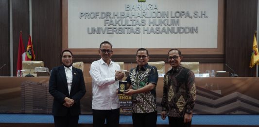 Perkuat Peran Jaksa Pengacara Negara Kejaksaan Gelar Academic Engagement Pembentukan Adhyaksa Chambers di Unhas FOTO: Kejaksaan Agung Republik Indonesia melalui Jaksa Agung Muda Bidang Perdata dan Tata Usaha Negara (Jamdatun) menggelar kegiatan Academic Engagement terkait pembentukan Adhyaksa Chambers bertempat di Universitas Hasanuddin, Makassar, Rabu (5/8/2026).