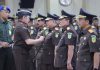 Jadi Perhatian Publik: Kasus Dana Hibah KONI Makassar, Perpustakaan Digital, ini Amanah Jaksa Agung ke Kajati Sulsel yang Baru FOTO: Jaksa Agung melantik Muhammad Syarifuddin sebagai Kepala Kejaksaan Tinggi (Kajati) Sulawesi Selatan, Selasa (11/8/2026), di Gedung Kejaksaan Agung, Jakarta.