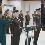Kajati Sulsel Lantik Asbin, Aspidsus dan Kajari Wajo FOTO: Andi Mirnawaty, S.H., M.H. dengan jabatan Asisten Pembinaan, Douglas, Turut dilantik Andi Mirnawaty, S.H., M.H. dengan jabatan Asisten Pembinaan dan Rio Aditya Arifiansyah, S.H., M.H. ia dilantik sebagai kepala Kejaksaan Negeri Wajo. Kamis (13/8/2026)