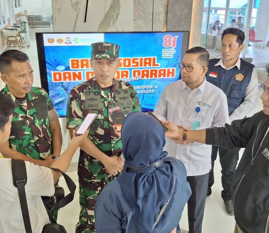 Kodam XIV/Hasanuddin, RS dr. Wahidin Sudiro Husodo dan Karang Taruna Gelar Kegiatan Donor Darah FOTO: Dandim 1408 Makassar, Kolonel Kav. Ino Dwi Setyo Darmawan, S.E., M.Han. dan Direktur RS dr Wahidin Sudiro Husodo, dr Anas Ahmad, Sp.B.FICS didampingi Ketua Karang Taruna Makassar Muhammad Zulkifli, ST, MT. (Ist)