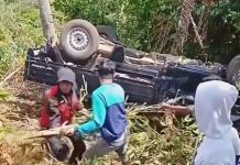 Rombongan Mahasiswa KKN Unhas di Bantaeng Alami Kecelakaan, Koordinator Dosen Pendamping Respon Cepat FOTO: Kendaraan jenis pickup yang ditumpangi rombongan mahasiswa KKN Unhas Gelombang 116 yang berposko di Desa Kayu Loe, Kabupaten Bantaeng, mengalami kecelakaan tunggal yang cukup serius pada Kamis, 13 Agustus 2026, sekitar pukul 14.00 WITA. (Ist)