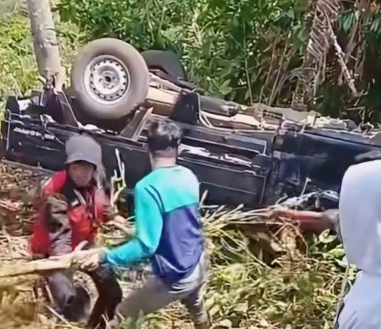 Rombongan Mahasiswa KKN Unhas di Bantaeng Alami Kecelakaan, Koordinator Dosen Pendamping Respon Cepat FOTO: Kendaraan jenis pickup yang ditumpangi rombongan mahasiswa KKN Unhas Gelombang 116 yang berposko di Desa Kayu Loe, Kabupaten Bantaeng, mengalami kecelakaan tunggal yang cukup serius pada Kamis, 13 Agustus 2026, sekitar pukul 14.00 WITA. (Ist)
