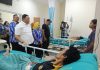 Dhanil Ginting Apresiasi Kebersihan dan Pelayanan RSUD Amri Tambunan, Dorong Deliserdang Sehat FOTO: Anggota DPRD Deliserdang Daerah Pemilihan (Dapil) 6, M. Dhanil Ginting, saat melihat pelayanan di RSUD Drs. H. Amri untuk memastikan penanganan terhadap pasangan suami istri dari keluarga kurang mampu, Kamis (13/8/26).