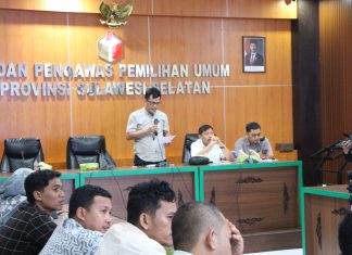 Bawaslu Sulsel Uji Publik Standar Layanan Penanganan Pelanggaran dan Sengketa FOTO: Badan Pengawas Pemilihan Umum – Anggota Bawaslu Sulsel, saat menggelar Forum Konsultasi Publik di Kantor Bawaslu Sulsel, Jumat (14/8/2026). (Ist)