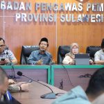Bawaslu Sulsel Jelaskan 23 Standar Pelayanan, Publik Bisa Ukur Kualitas Layanan FOTO: Badan Pengawas Pemilihan Umum – Anggota Bawaslu Sulsel, saat menggelar Forum Konsultasi Publik di Kantor Bawaslu Sulsel, Jumat (14/8/2026). (Ist)
