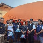 Kompak: Karang Taruna Kecamatan dan Kelurahan Dirikan Posko di Lokasi Kebakaran, KT Makassar Beri Bantuan Sembako ke 60 KK FOTO: Ketua Harian Karang Taruna Kota Makassar, Rijal Jamal beserta pengurus turun memberikan bantuan berupa sembako dan kebutuhan rumah tangga kepada warga korban kebakaran di Jalan Kandea RT 04 RW 04 Kandea 3 Lr 2 Kelurahan Barayya Bontoala, Kecamatan Tallo, Kota Makassar. Jum’at (14/8/2026)