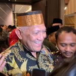Cicit Pendiri NU Maju Calon Ketua Umum PBNU, Dari Makassar Gus Kikin: Bismillah FOTO: Cicit Pendiri Nahdlatul Ulama, KH Abdul Hakim Mahfudz (Gus Kikin) saat ditemui awak media di Makassar. Sabtu (14/8/2026). (Ist)
