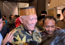 Cicit Pendiri NU Maju Calon Ketua Umum PBNU, Dari Makassar Gus Kikin: Bismillah FOTO: Cicit Pendiri Nahdlatul Ulama, KH Abdul Hakim Mahfudz (Gus Kikin) saat ditemui awak media di Makassar. Sabtu (14/8/2026). (Ist)