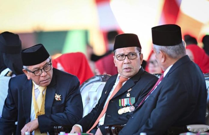 FOTO: Ilham Arief Sirajuddin (IAS) dan Moh Ramdhan Pomanto (Danny Pomanto). Sedangkan dua mantan Wakil Wali Kota Makassar lainnya, Andi Herry Iskandar. (Dok. DP) FOTO: Ilham Arief Sirajuddin (IAS) dan Moh Ramdhan Pomanto (Danny Pomanto). Sedangkan dua mantan Wakil Wali Kota Makassar lainnya, Andi Herry Iskandar. (Dok. DP)