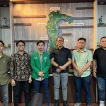 Temui Dir Intel Polda Sulsel, PP IPMIL Bahas Kondisi SDA dan Kondusivitas Keamanan di Tanah Luwu FOTO: Ketua Umum PP IPMIL Luwu, Yandi dan sejumlah pengurus saat menemui Dir Intel Polda Sulsel. (ist)