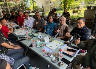MUSDA X Pemuda Panca Marga Sulsel Diramaikan Figur Calon Ketua FOTO: Panitia Musda X PPM Sulsel saat menggelar rapat pembahasan pelaksanaan musyawarah daerah himpunan keluarga besar pejuang kemerdekaan RI di Sulawesi Selatan. (Ist)