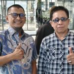 BARAK 145 Bersama Relawan Jakarta Gagas Yellow Makassar Command, Gerakan Akar Rumput Berbasis Lorong FOTO: Illank Radjab bersama Nasrun Mantja, yang akrab disapa Daeng Accung.