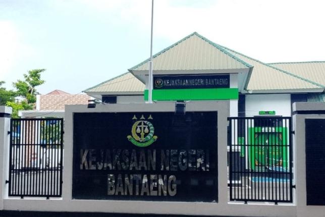 FOTO: Kantor Kejaksaan Negeri (Kejari) Bantaeng. (Dok Enews) FOTO: Kantor Kejaksaan Negeri (Kejari) Bantaeng. (Dok Enews)