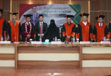 Promosi Doktor Ketua Jurusan Ekonomi Islam, Dr. Sirajuddin Raih Predikat Cumlaude FOTO: Ketua Jurusan Ekonomi Islam, Dr. Sirajuddin, S.E.I., M.E., berhasil menyelesaikan promosi doktor dan meraih predikat cumlaude