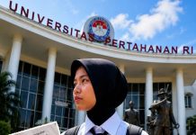 15 Jam Menjadi Kadet, Wafa Memilih Mundur: Ketika Hijab Menjadi Harga yang Harus Dibayar FOTO: Kolase Kader Wafa. (Sumber: Facebook)