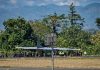 Usai Sukhoi Su-30MK2, Kini Pesawat CASA Milik TNI AL Ikut Tergelincir di Maros FOTO: Pesawat CASA TNI milik TNI Angkatan Laut tergelincir di runaway 21 Bandara Sultan Hasanuddin, Maros, Sulawesi Selatan. Selasa (24/8/2026). (ist)