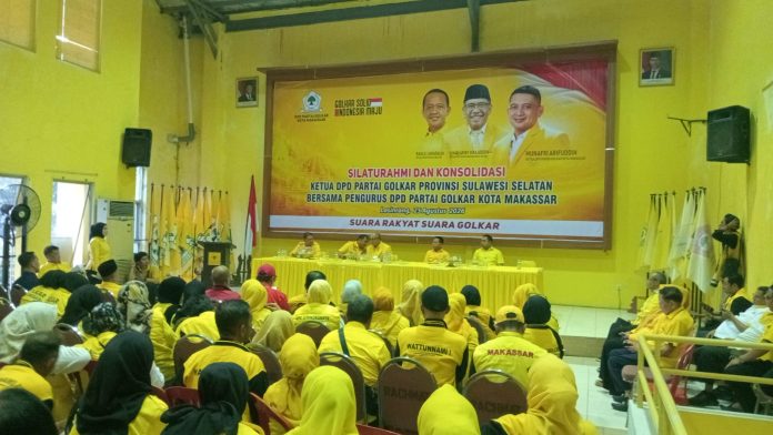 FOTO: Ketua DPD I Partai Golkar Sulsel, Ilham Arief Sirajuddin (IAS) kembali melanjutkan konsolidasi di Sekertariat DPD II Golkar Kota Makassar, Selasa, 25 Agustus 2026. FOTO: Ketua DPD I Partai Golkar Sulsel, Ilham Arief Sirajuddin (IAS) kembali melanjutkan konsolidasi di Sekertariat DPD II Golkar Kota Makassar, Selasa, 25 Agustus 2026.