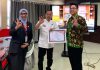 Terobosan Kadis DPMD Luwu Utara, Program OKE DESA Dorong Tata Kelola Desa Berbasis Hasil Ket Foto: Hj. Andi Syarifah Muhaeminah, S.E., M.Si., Plt. Kepala DPMD Luwu Utara (Ibu Berjilbab, Ist*)
